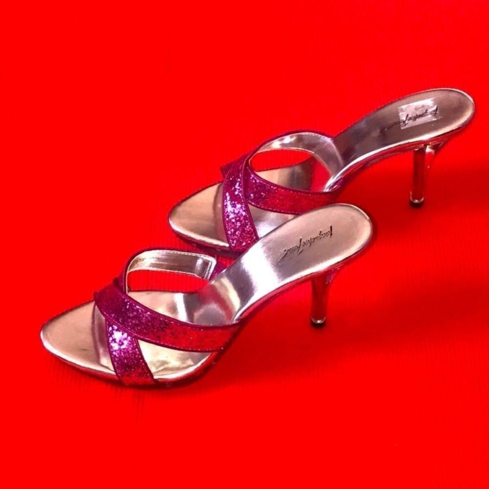 Jacqueline Ferrar Elegant Pink Glitter Heels with Silver Accents women’s Size 9